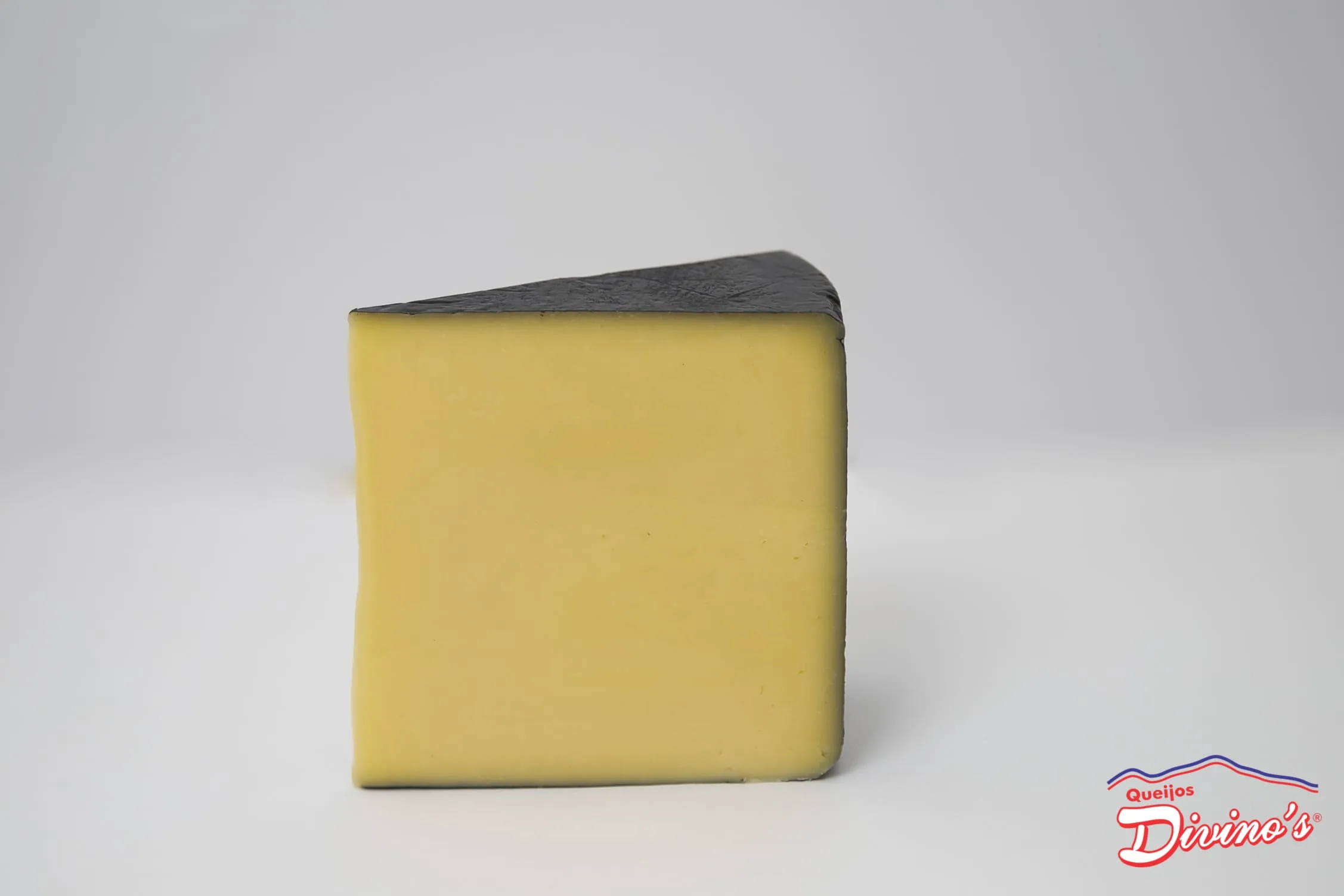 Parmesão Cunha Capa Preta