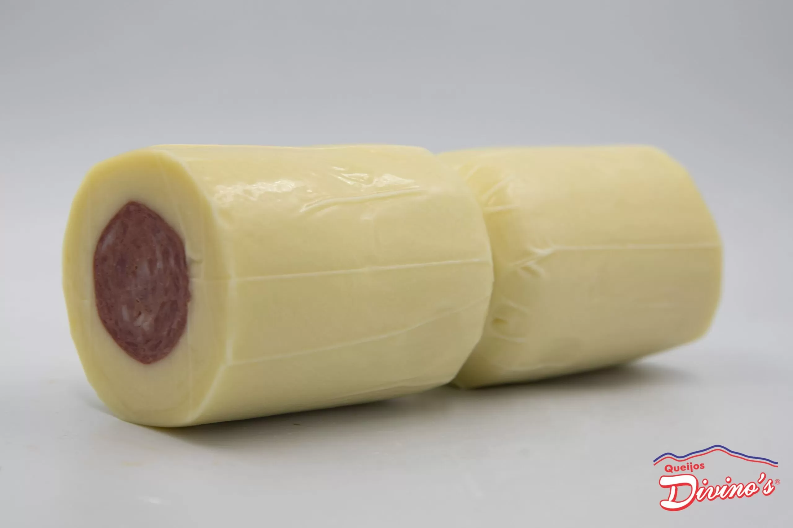 Provolone Recheado Com Salaminho