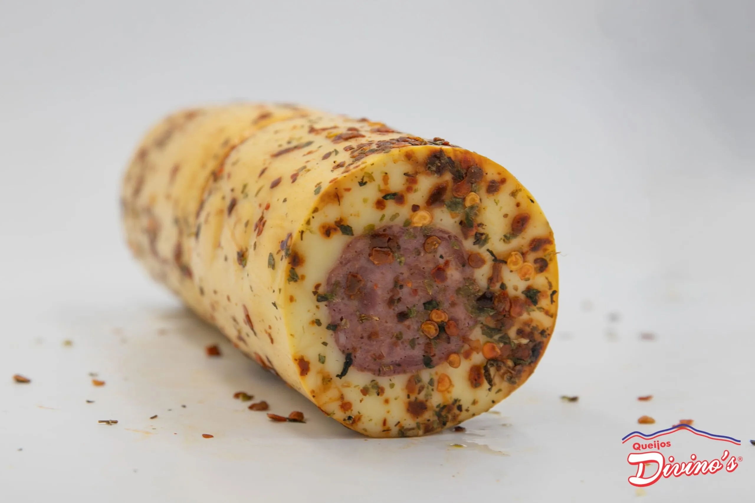 Provolone Recheado Com Salaminho Defumado Temperado